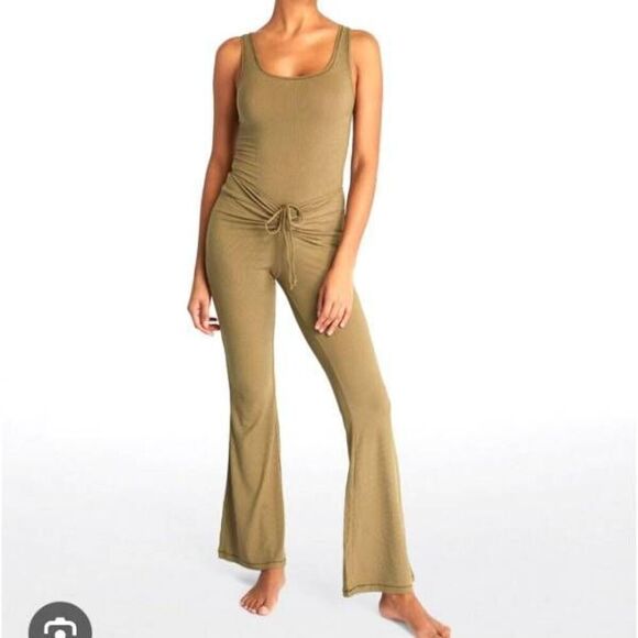 SKIMS RIBBED LOUNGE PANTS NWT - Picture 14 of 14